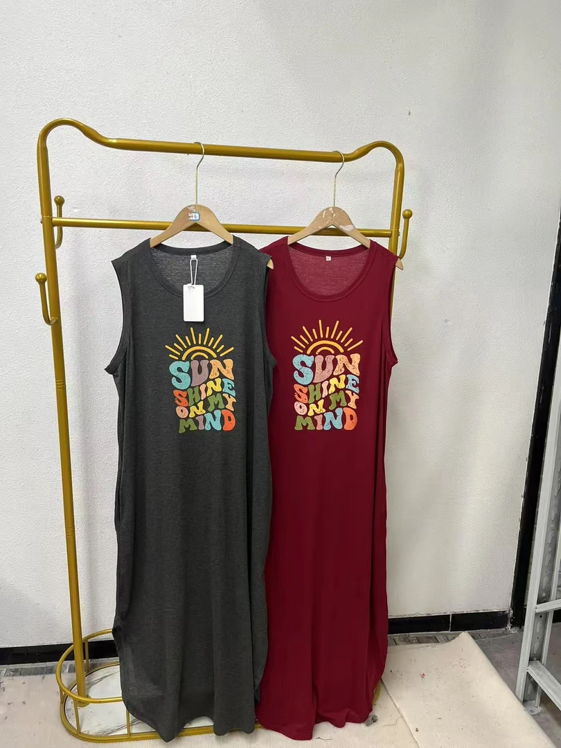 唯琳剪标   C3-3-1307款   字母印花无袖连衣裙