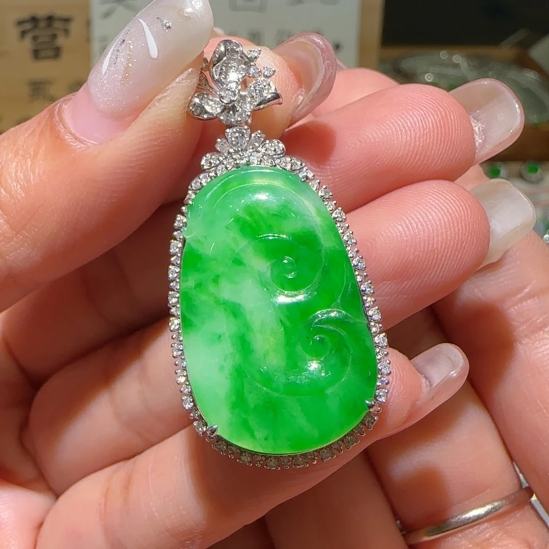 【闪购商品】翡翠颈饰18K金镶嵌缅甸