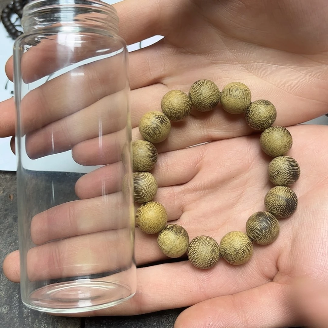 大叶紫檀（黑酸枝木类）