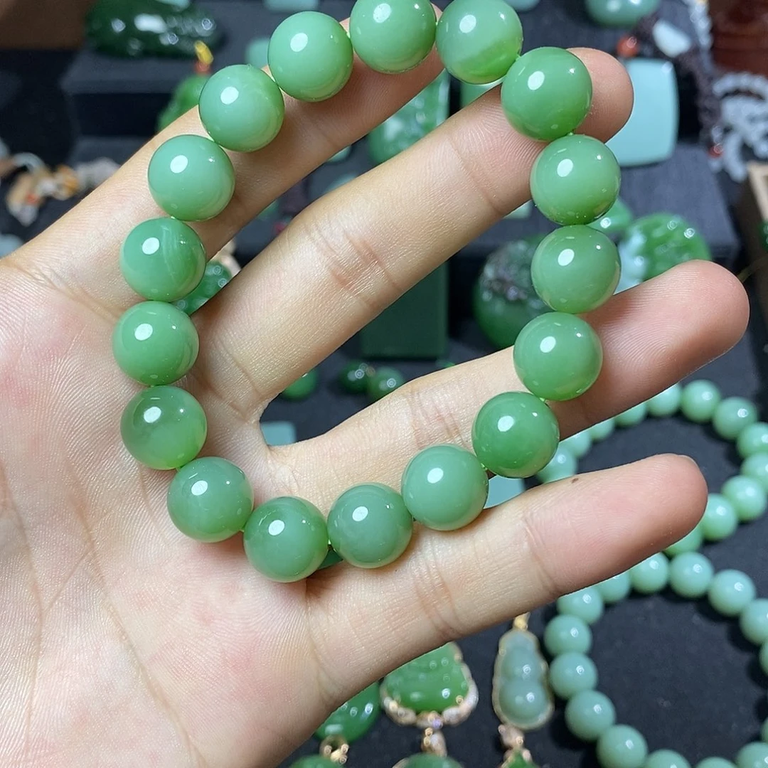 和田玉（碧玉）未镶嵌颈饰