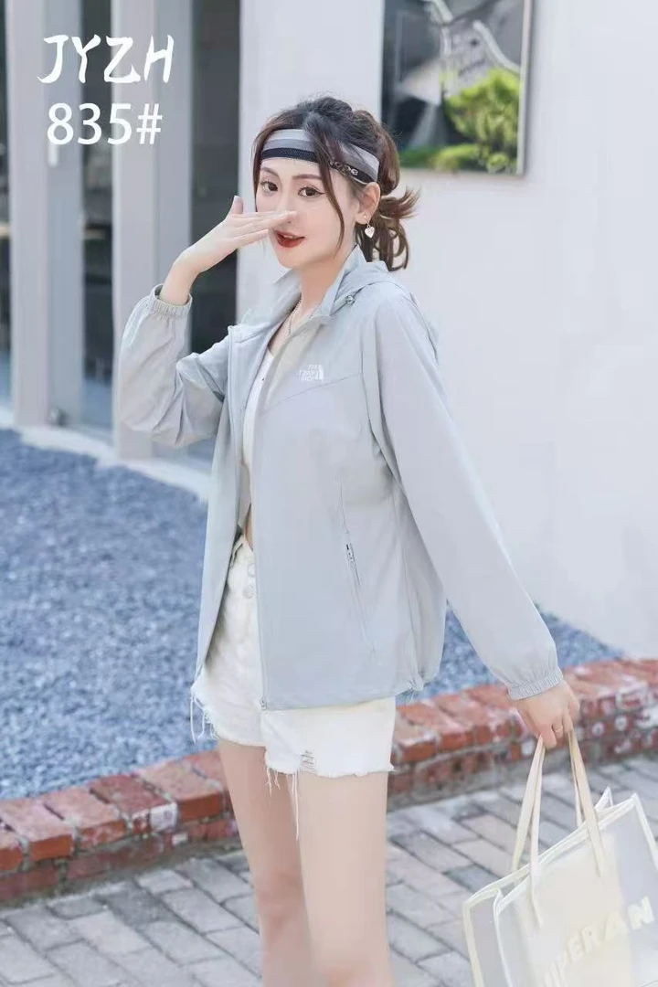 835时尚带帽防晒衣