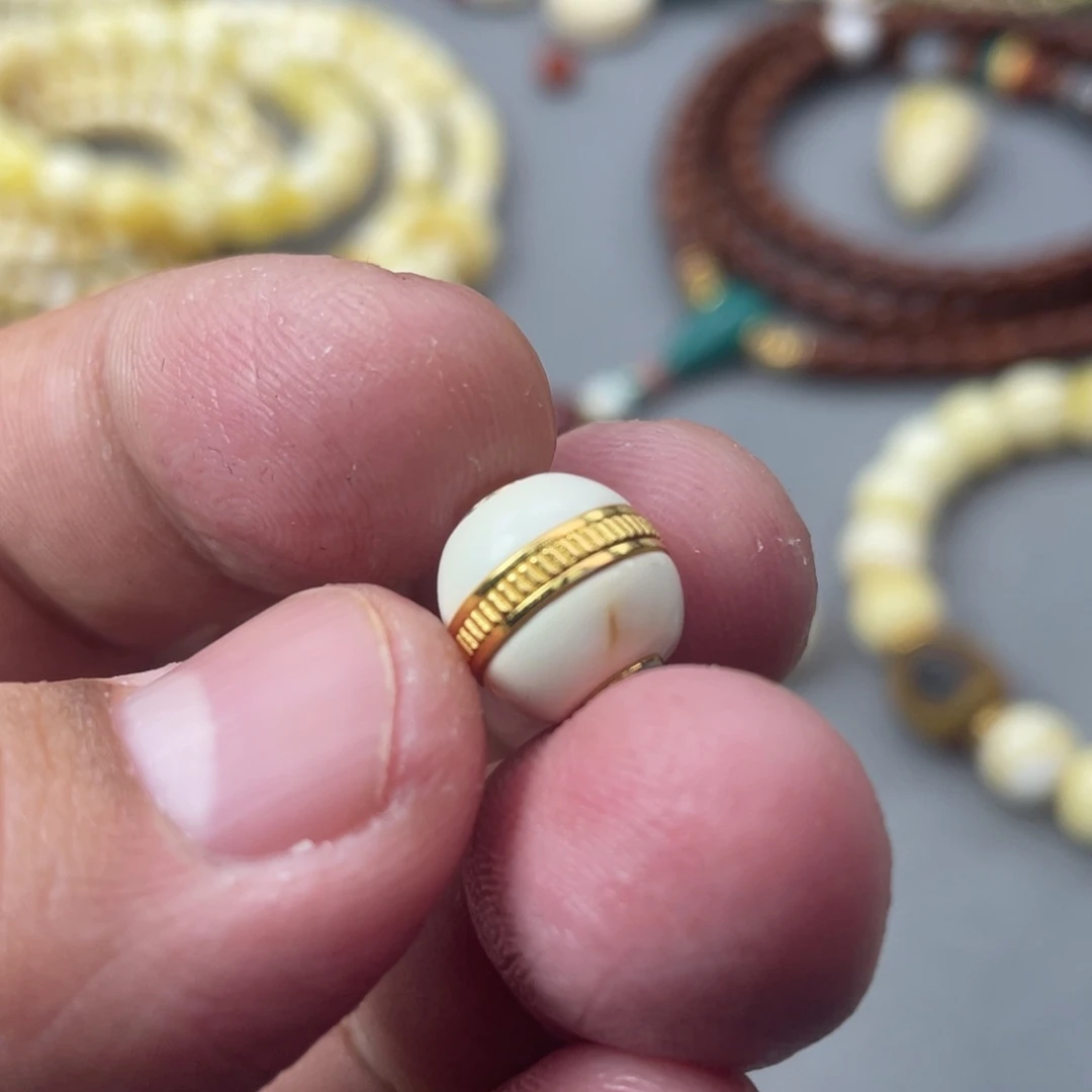 琥珀珠宝奇石未镶嵌34