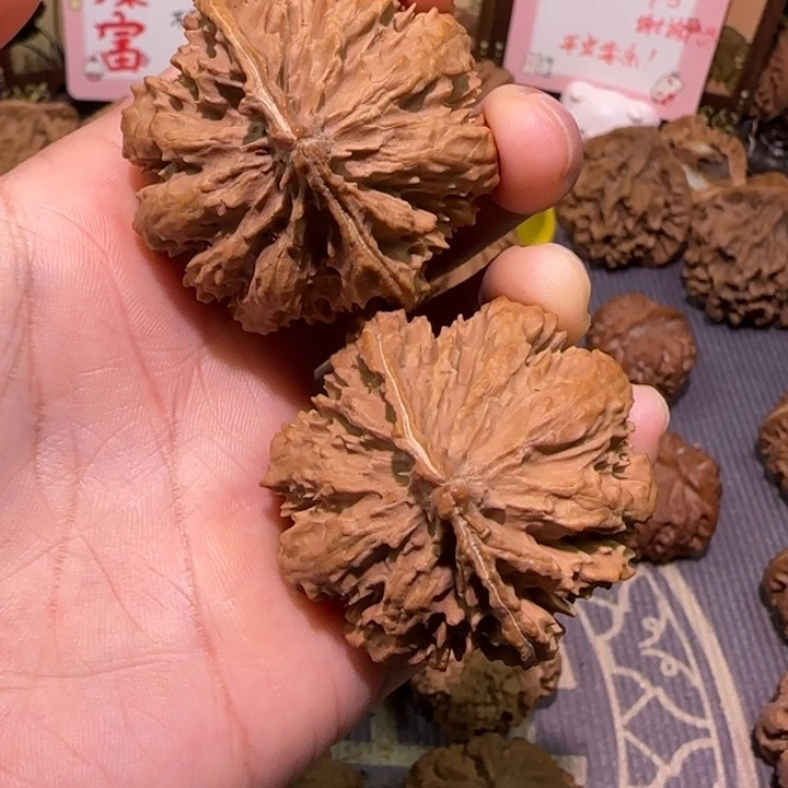 吊坠文玩核桃秦岭文玩核桃1