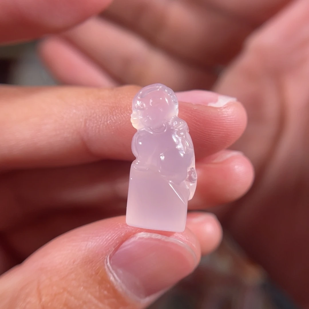 玛瑙/玉髓中洞子麒麟背书21.4*10.5未镶嵌