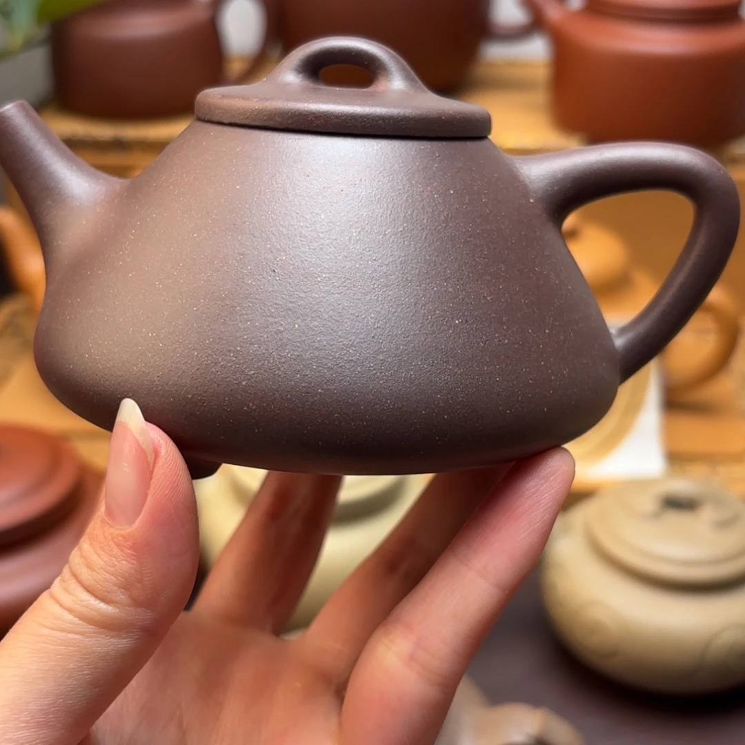 茶壶紫砂特练紫泥  子冶石瓢大瑕   230