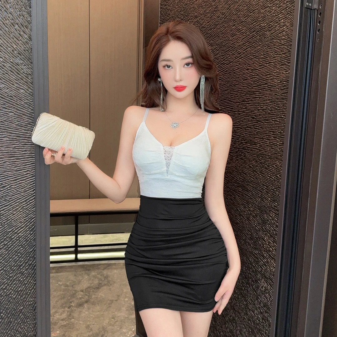 纯欲风蕾丝拼接修身吊带连衣裙夜店辣妹低胸V领高腰显瘦包臀裙女