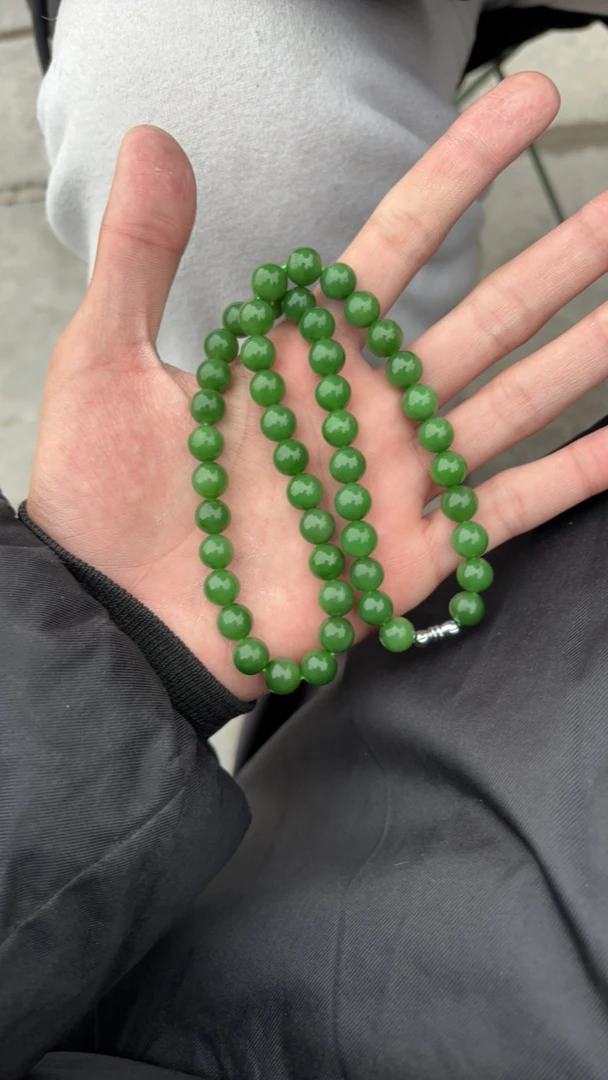 和田玉碧玉粉绿 项链