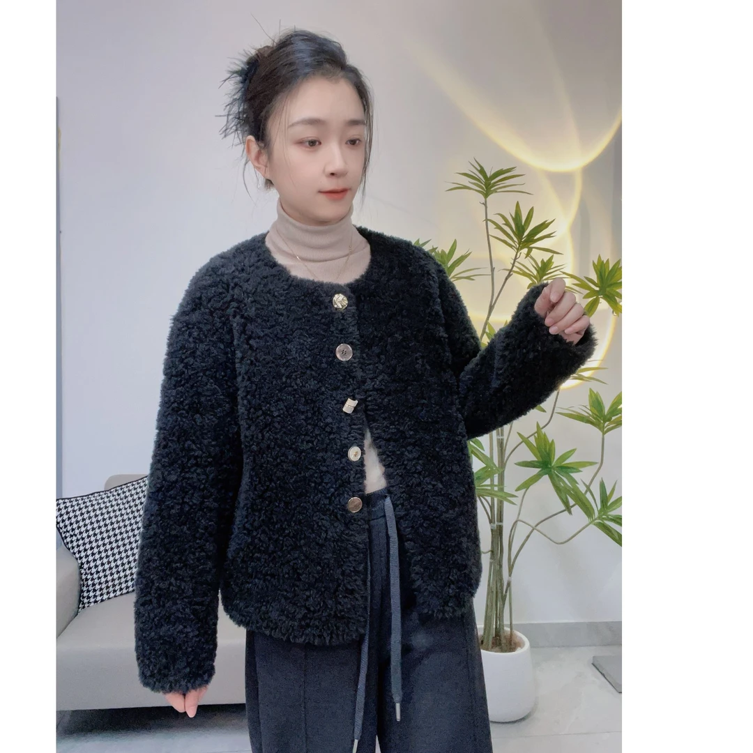 2025新款圆领纯羊毛外套女短款时尚百搭秋冬气质羊毛一体加厚