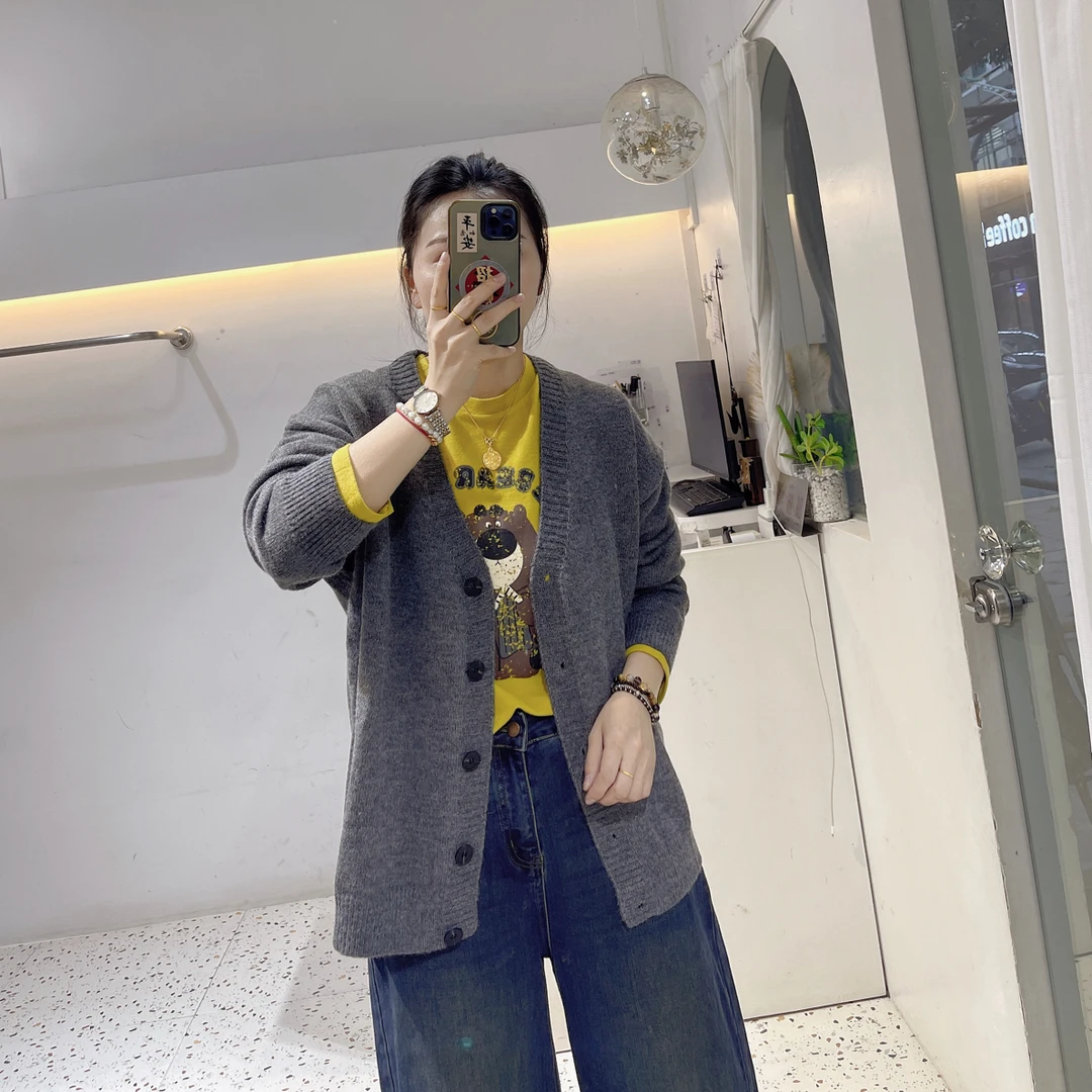 233两件套磨毛长袖➕宽松大版针织外套