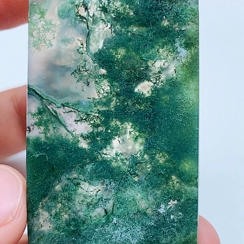 玛瑙/玉髓颈饰未镶嵌山**者