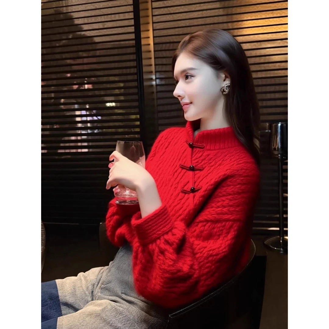 新中式红色毛衣女2025新款冬加厚保暖本命年新年独特漂亮针织上衣