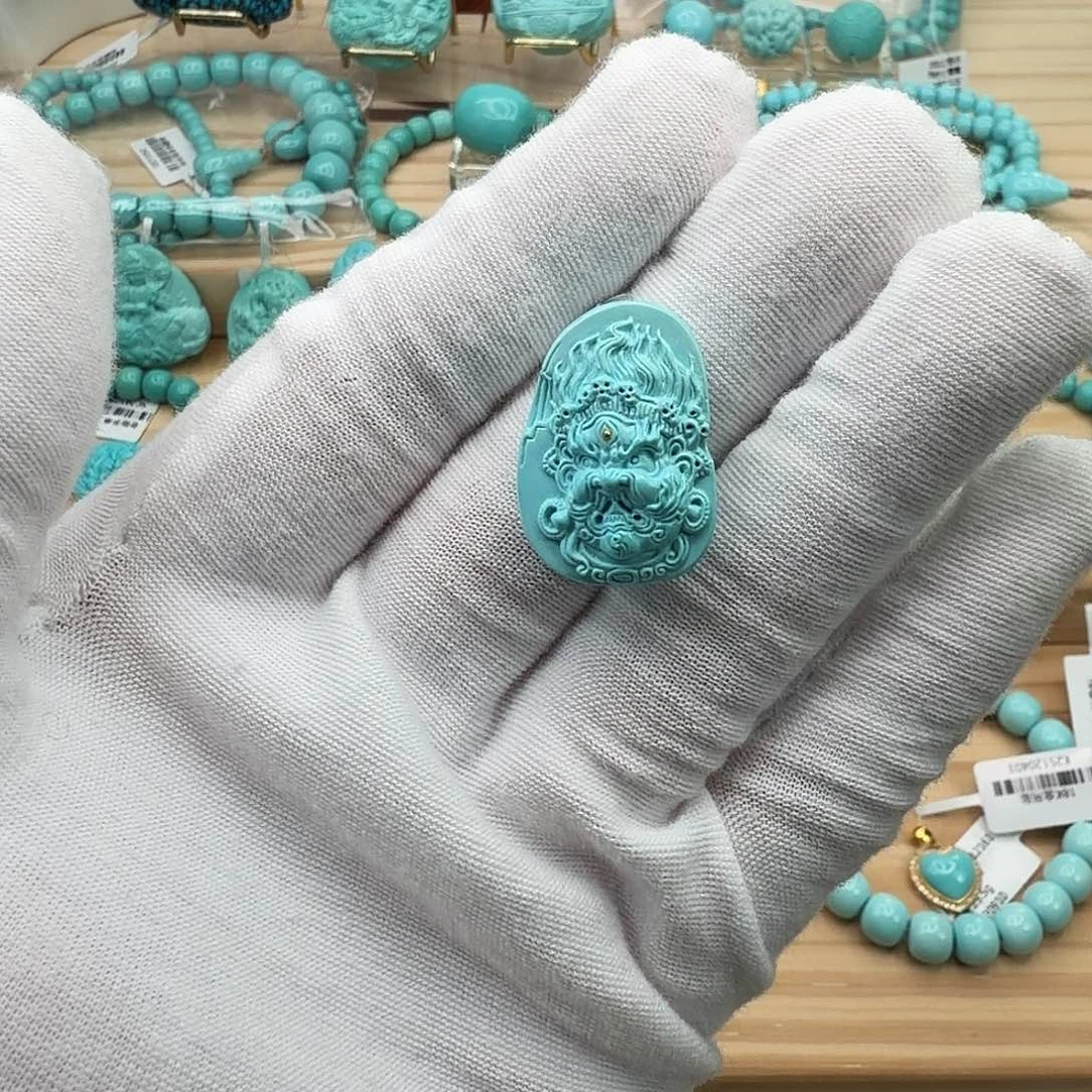 绿松石18K金镶嵌珠宝奇石