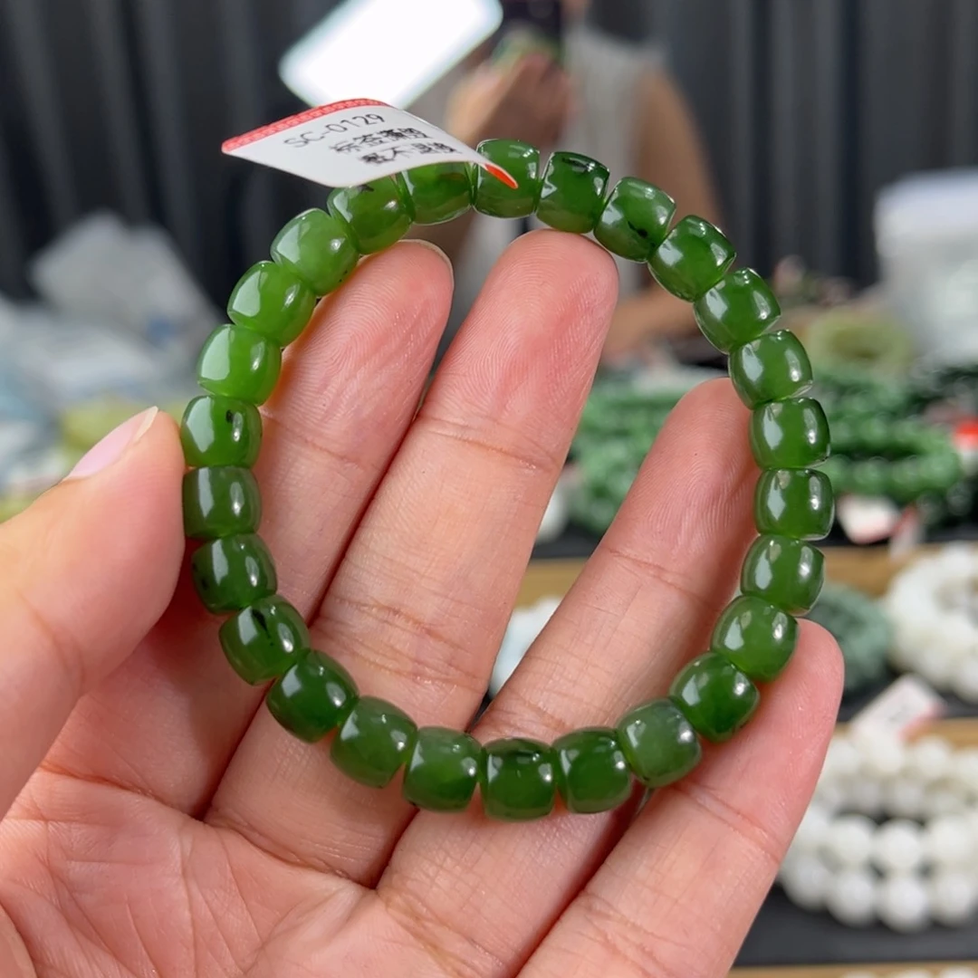 手链未镶嵌和田玉俄料碧玉红皮阳绿卡8直切