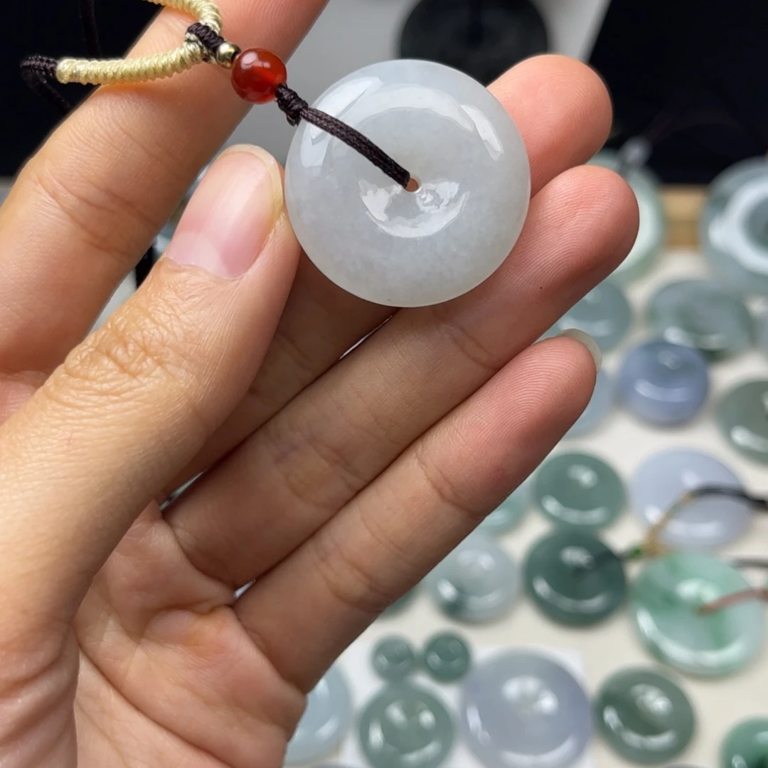 翡翠未镶嵌颈饰天然翡翠Ａ货