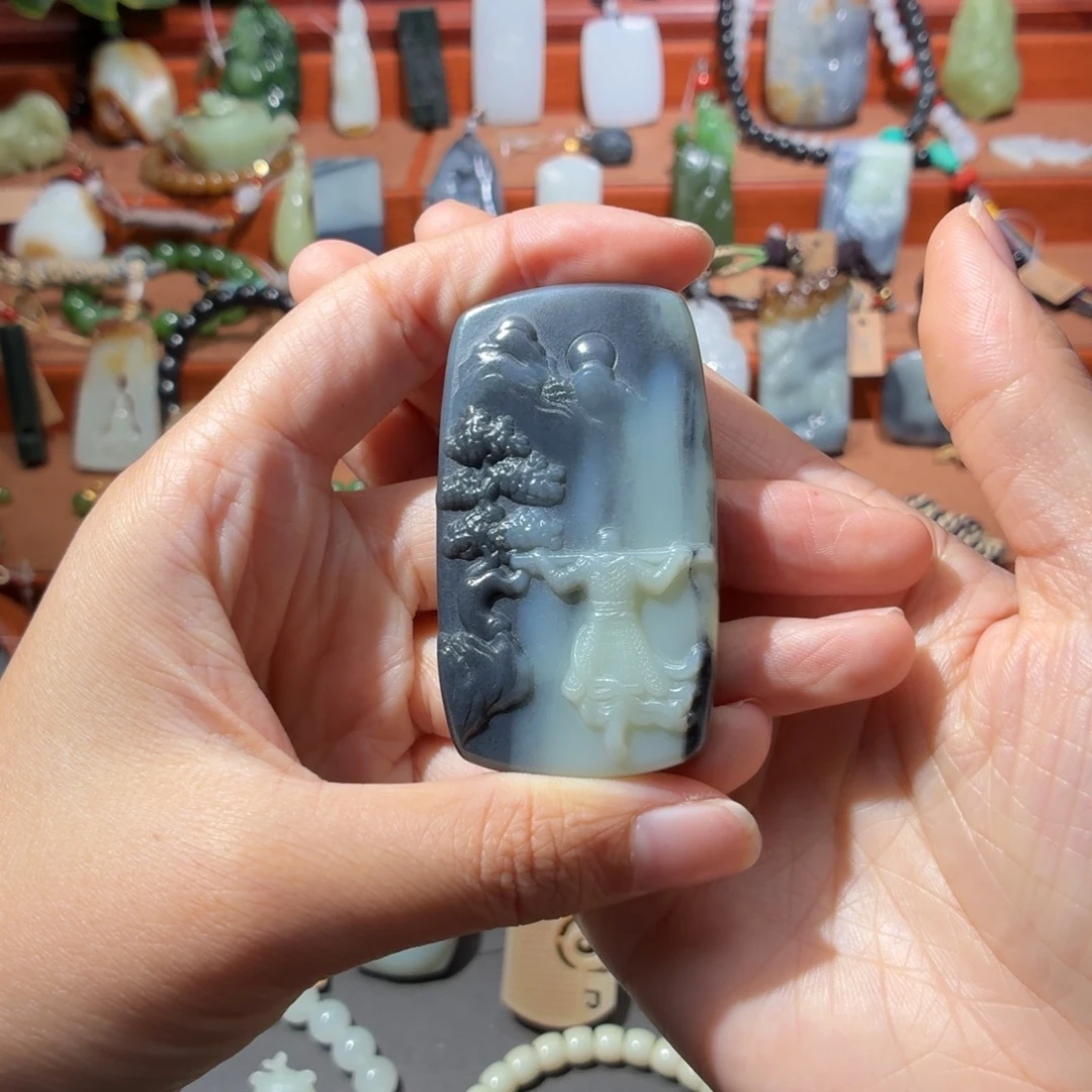 和田玉未镶嵌颈饰