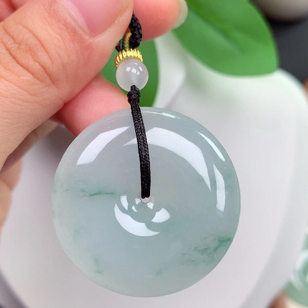 颈饰未镶嵌翡翠平安扣 34x6.4mm