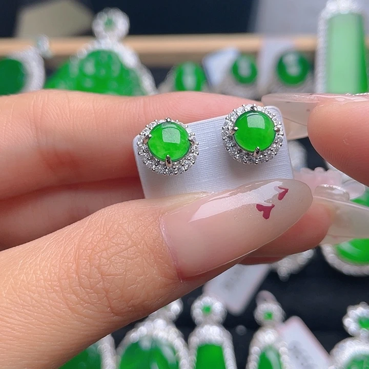 翡翠耳饰未镶嵌耳钉