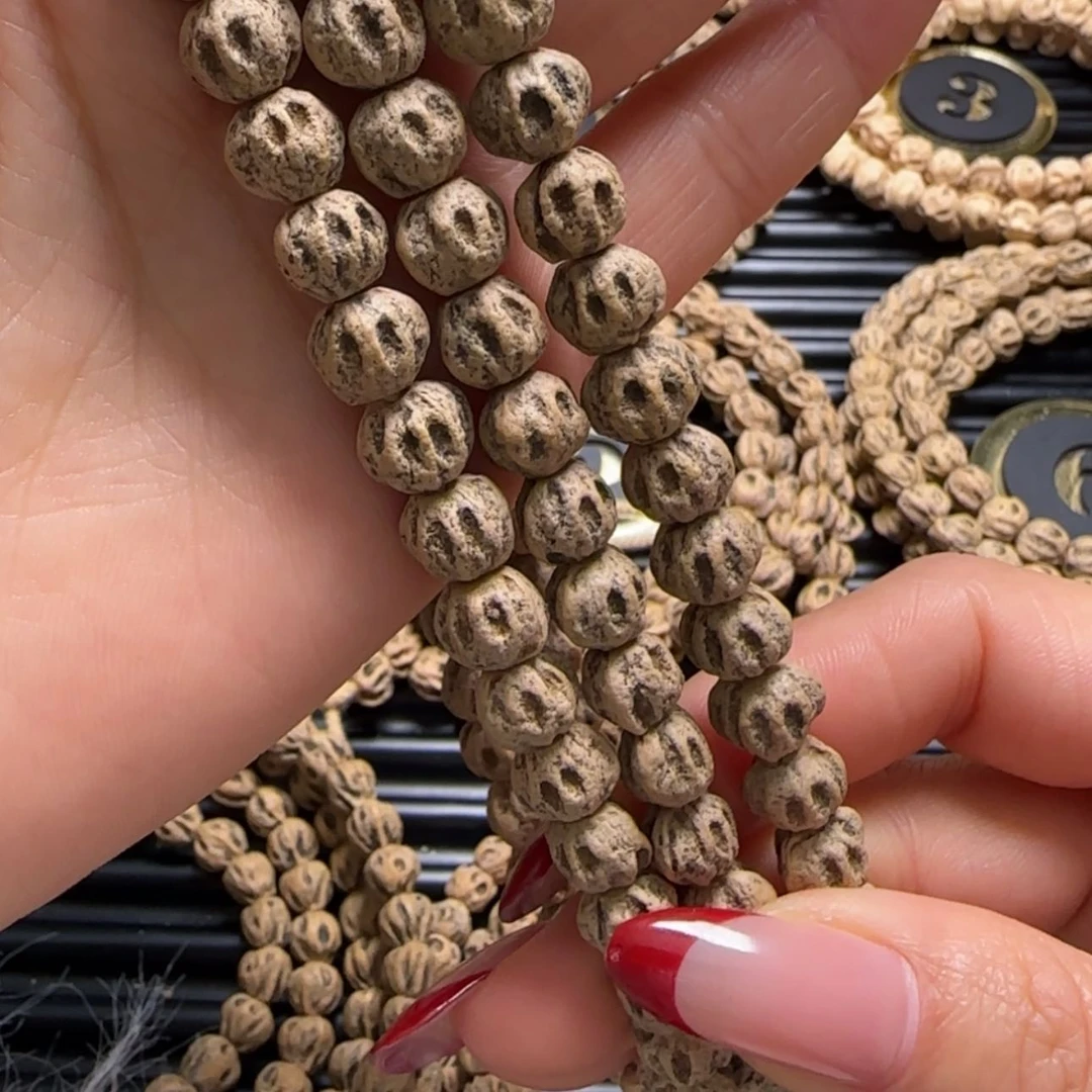 【闪购商品】柏香籽/百香籽吊坠輕****山