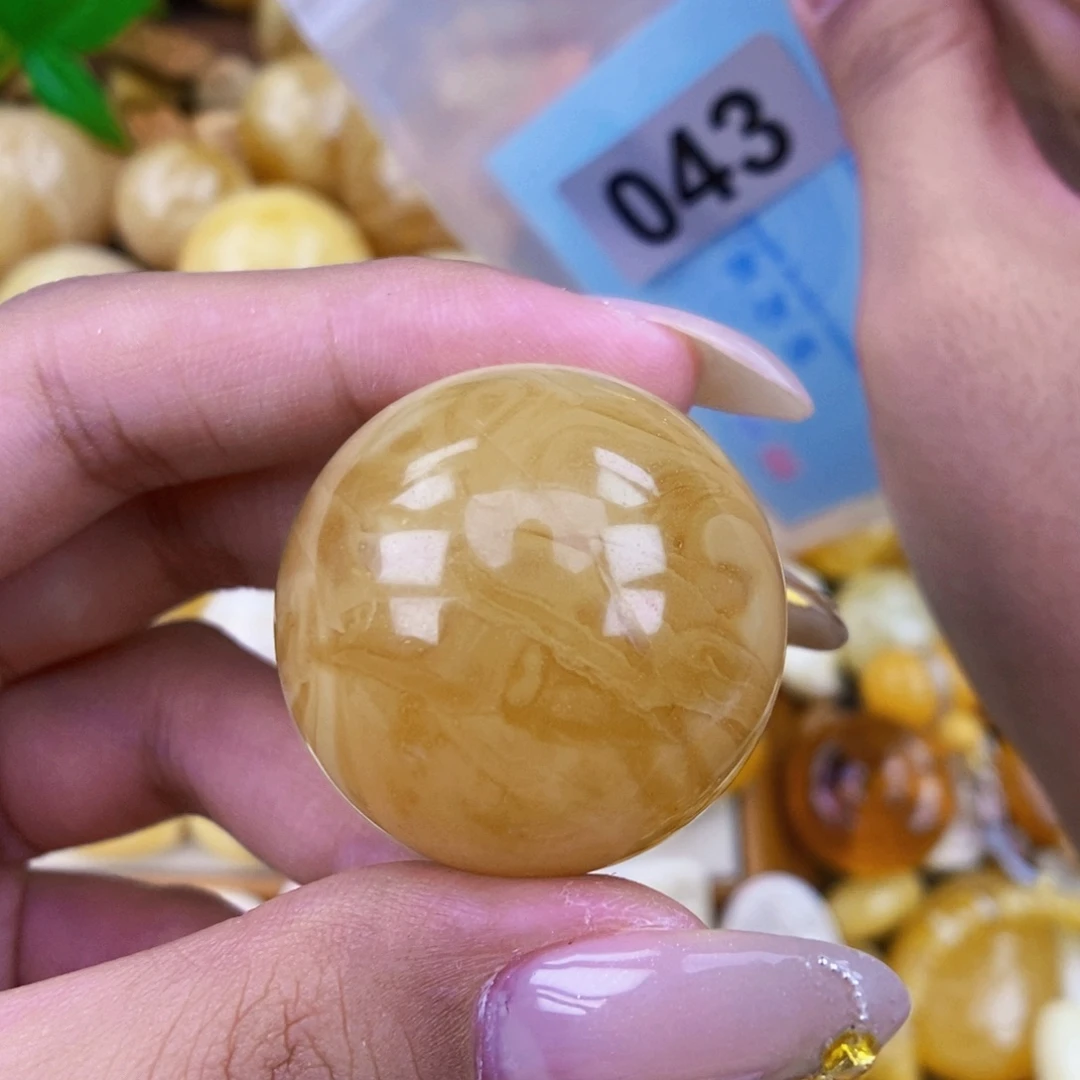 琥珀未镶嵌珠宝奇石32.2 粉