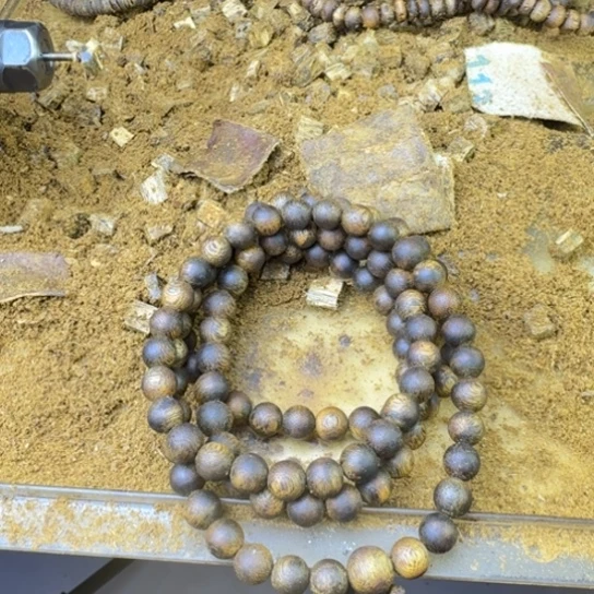 D***m沉香碎屑沉香金沙叶8mm克重31+