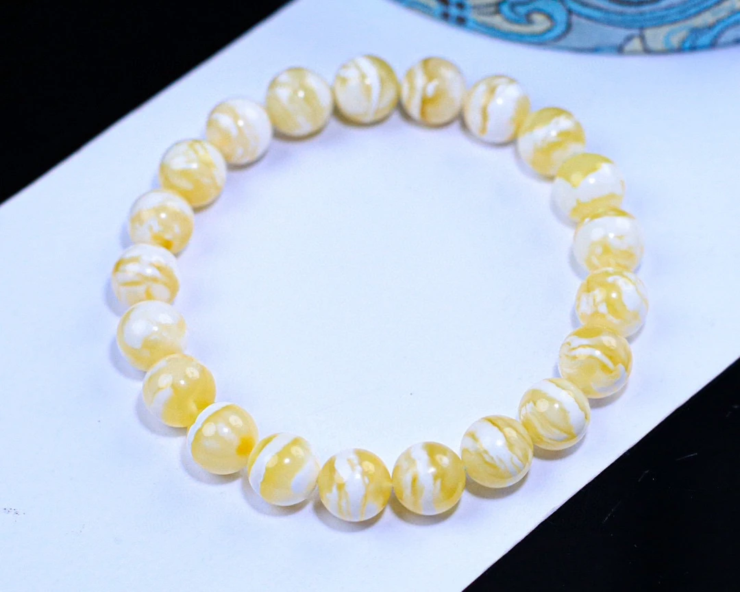 8.9克 俄料金白一线天蜜蜡圆珠手串 纹理漂亮 蜡质浓厚 上手精致