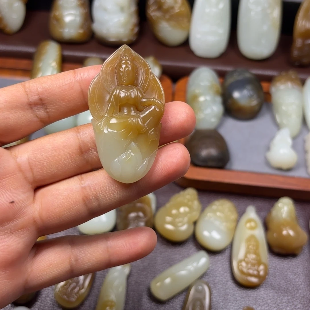 和田玉（糖玉）未镶嵌吊坠(不含链)