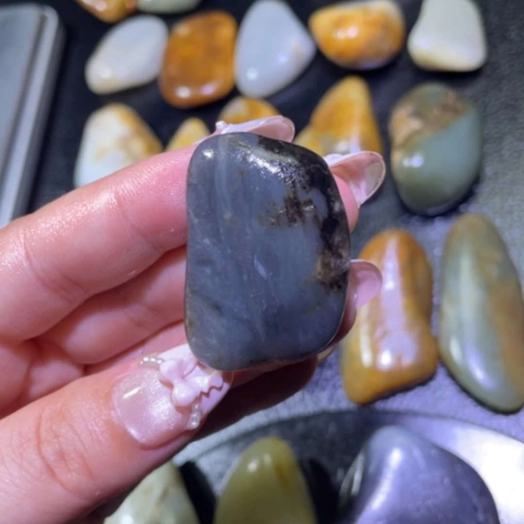 【闪购商品】颈饰未镶嵌和田玉