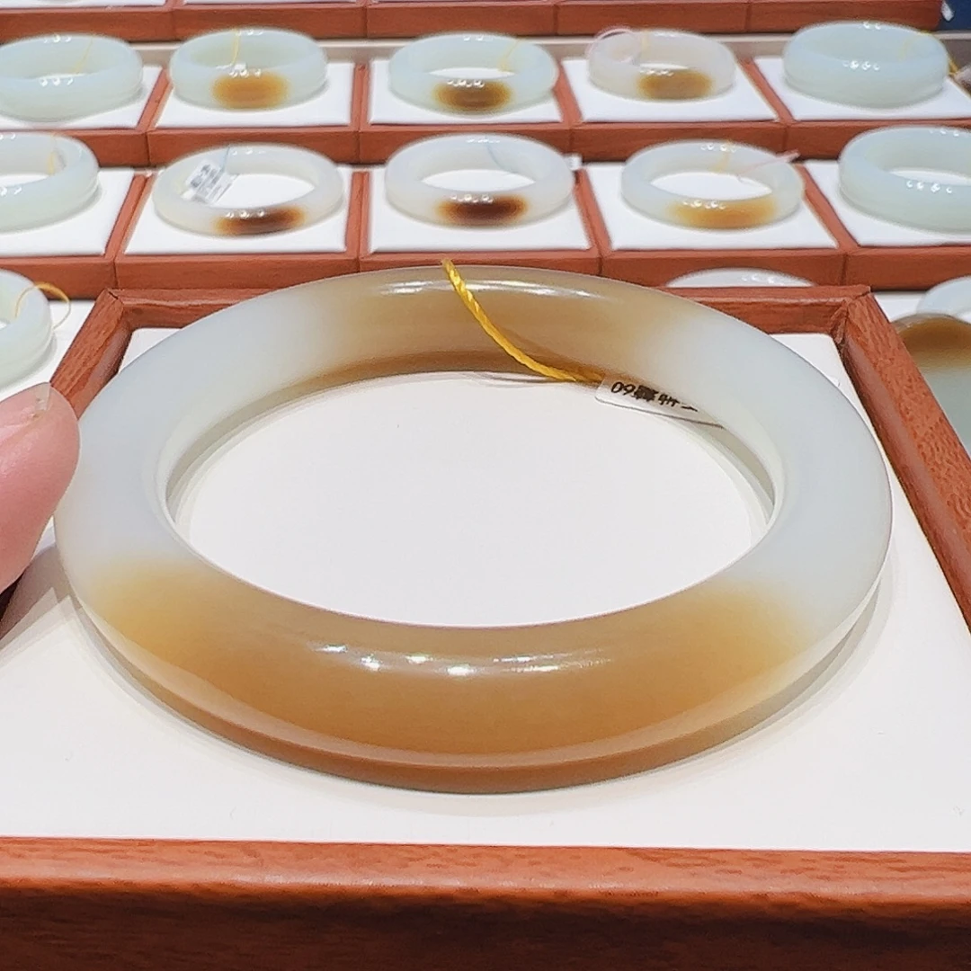 和田玉未镶嵌手镯天地糖5960