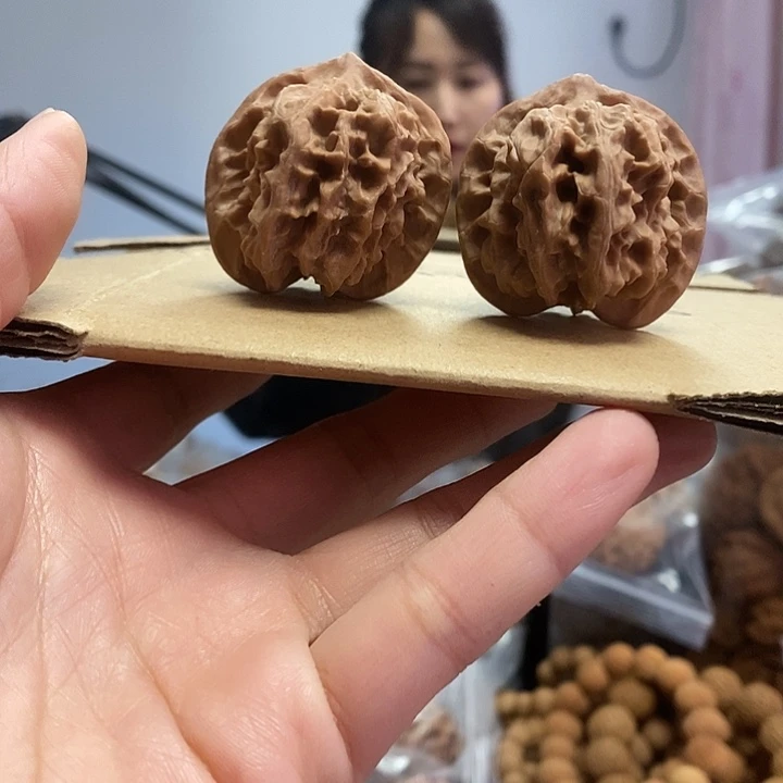 把件文玩核桃38.5蜡皮天残脚刀子