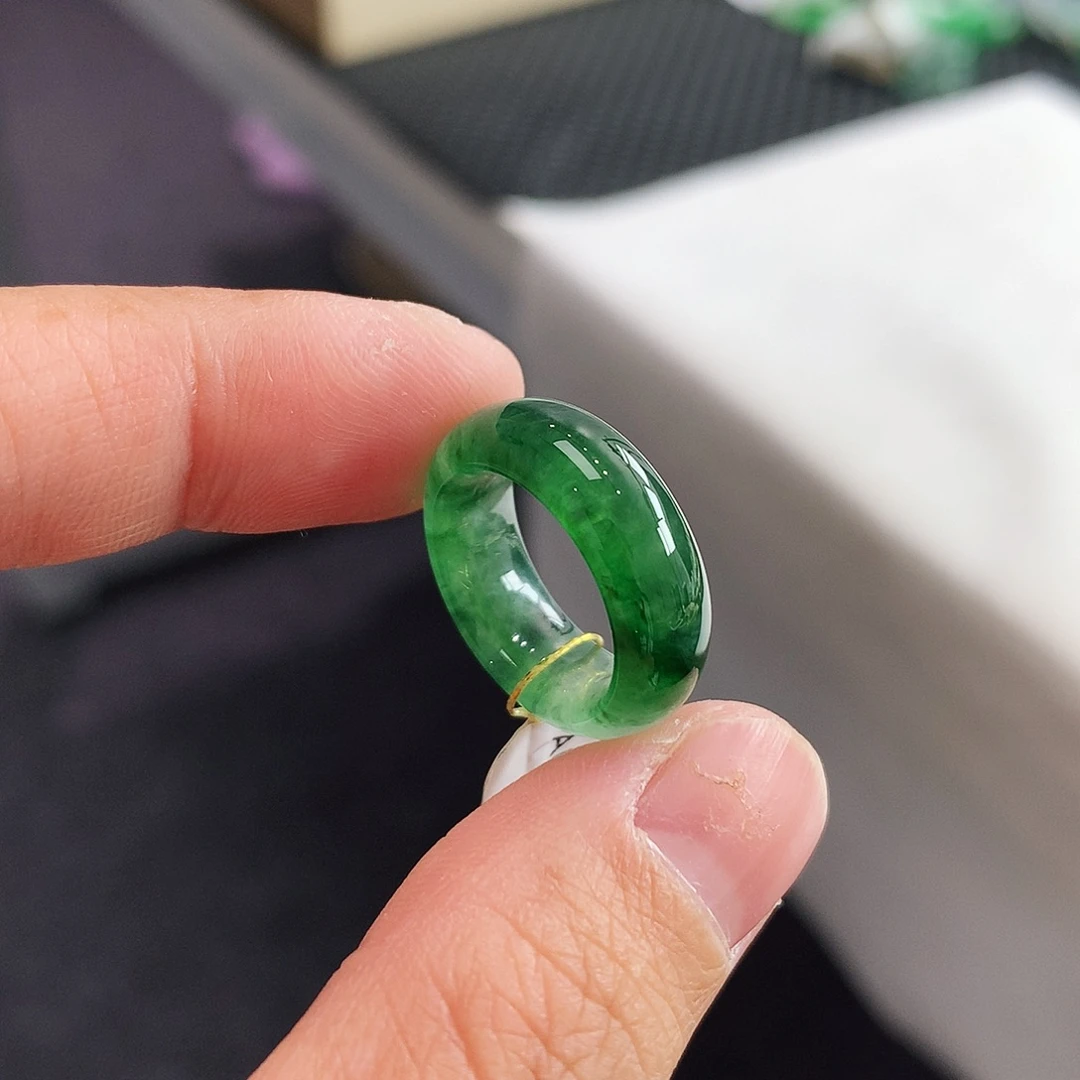 翡翠未镶嵌戒指5号