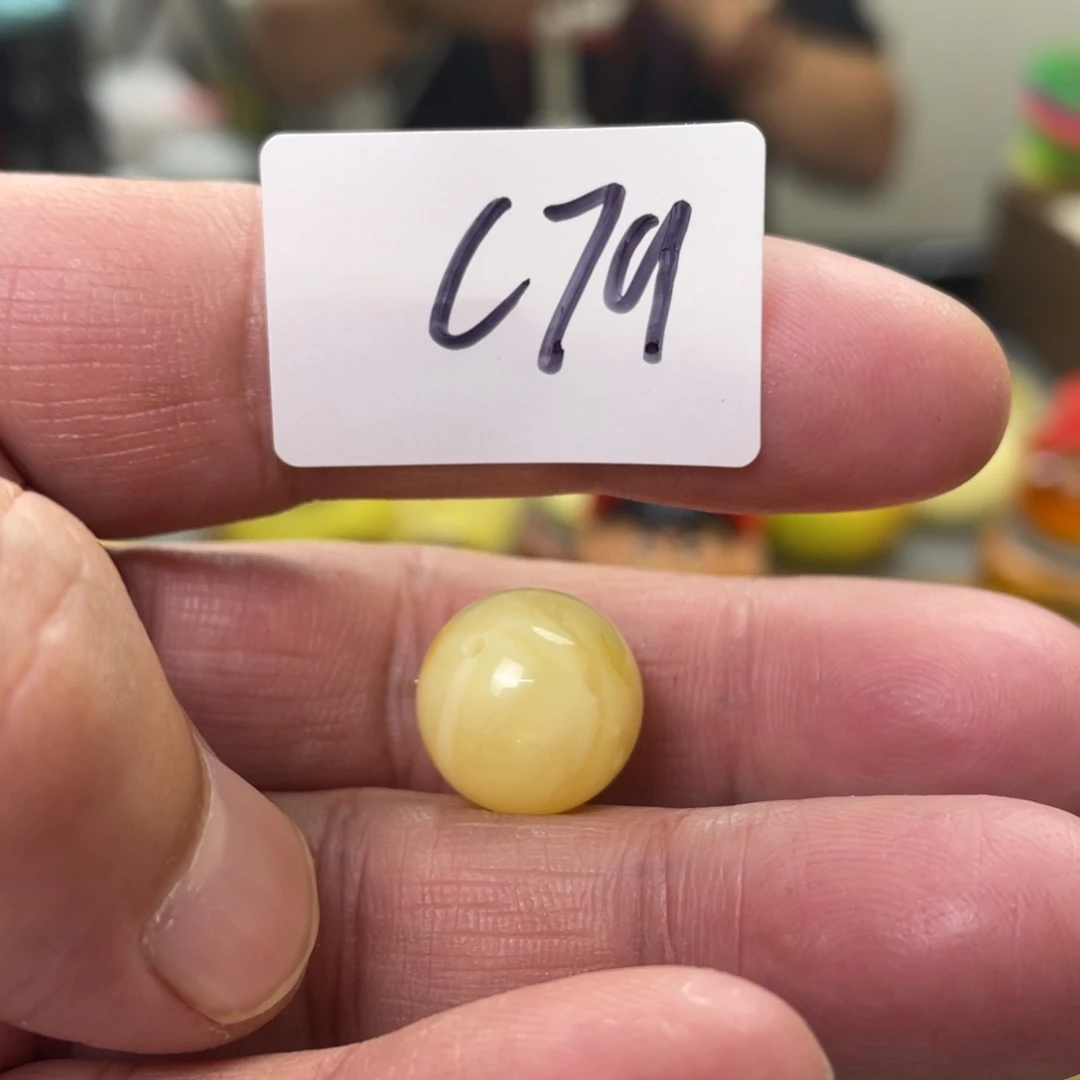 手链琥珀未镶嵌多样性发，发其中一件