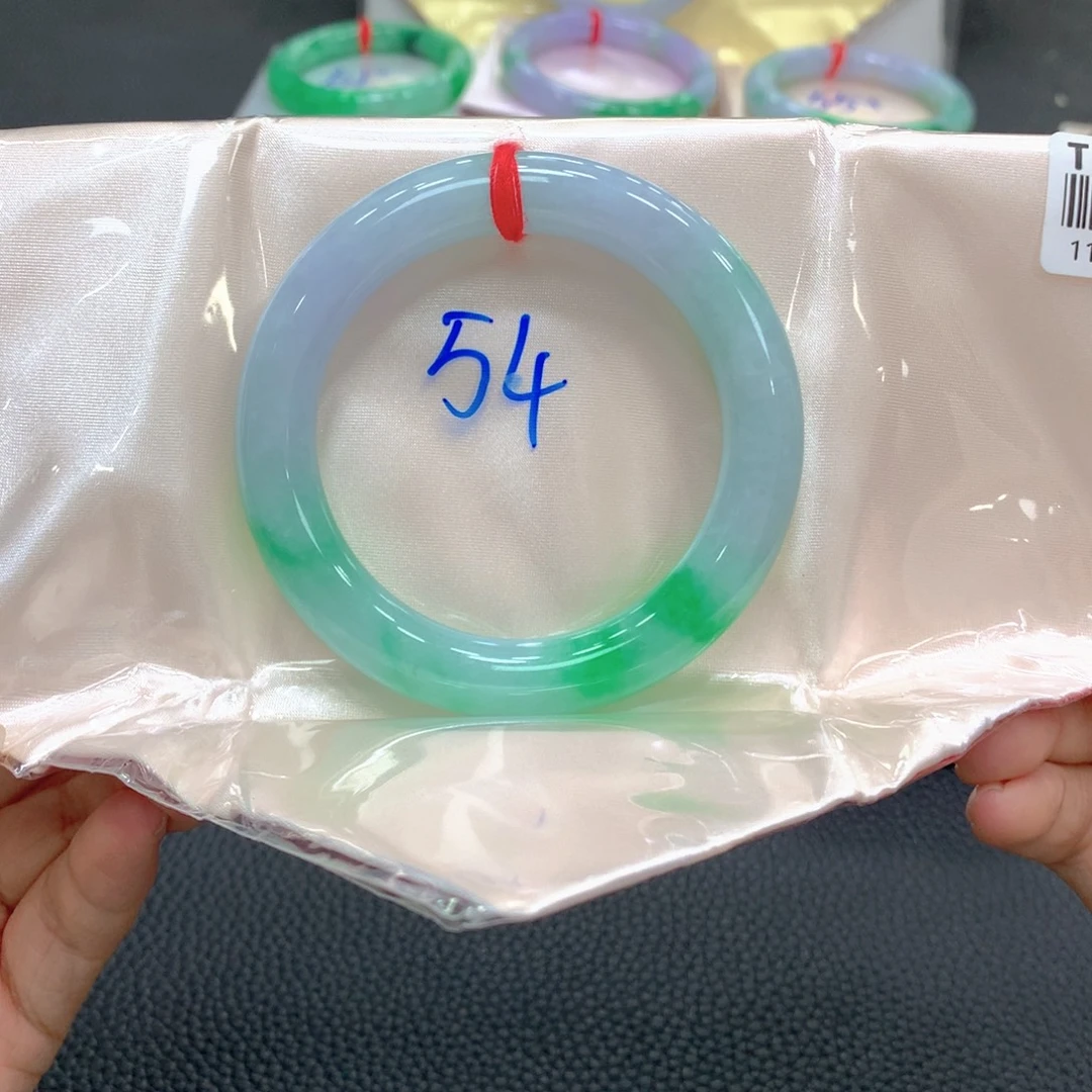 翡翠未镶嵌手镯33