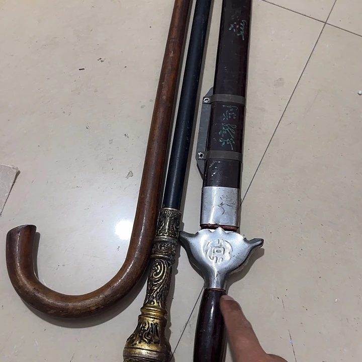 钟***我扇子他一个哥哥哈哈哈哈哈哈哈哈