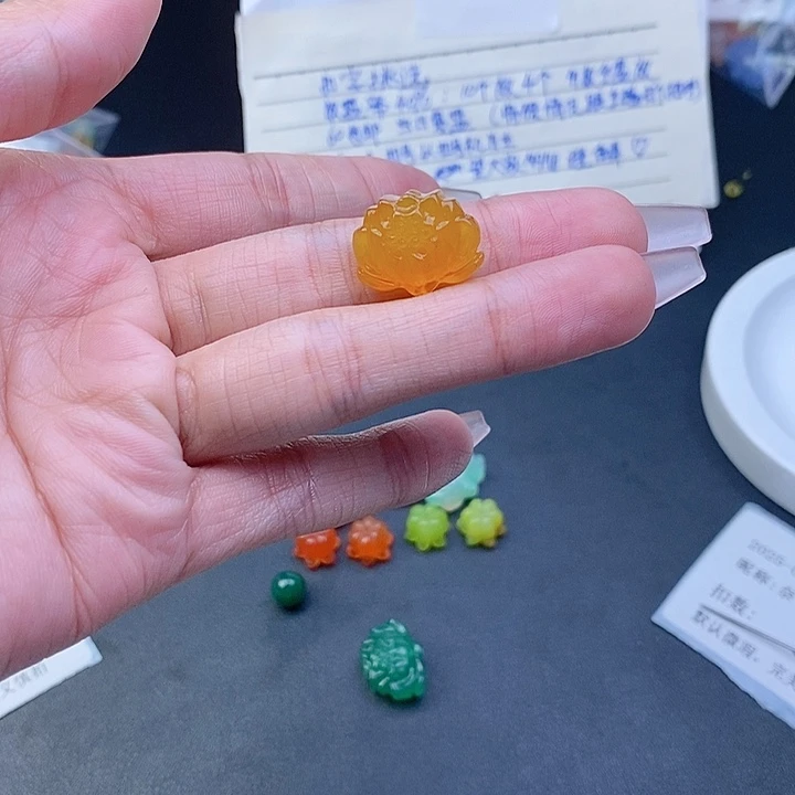 ****开玛瑙/玉髓合金车挂