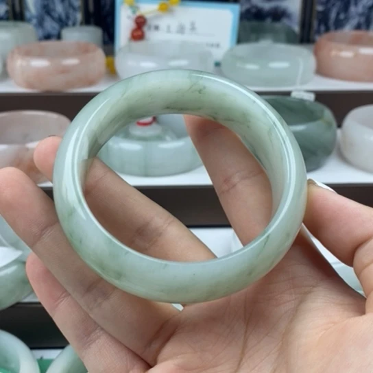 石英质玉（金丝玉）未镶嵌手镯