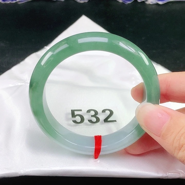 未镶嵌手镯翡翠翡翠手镯