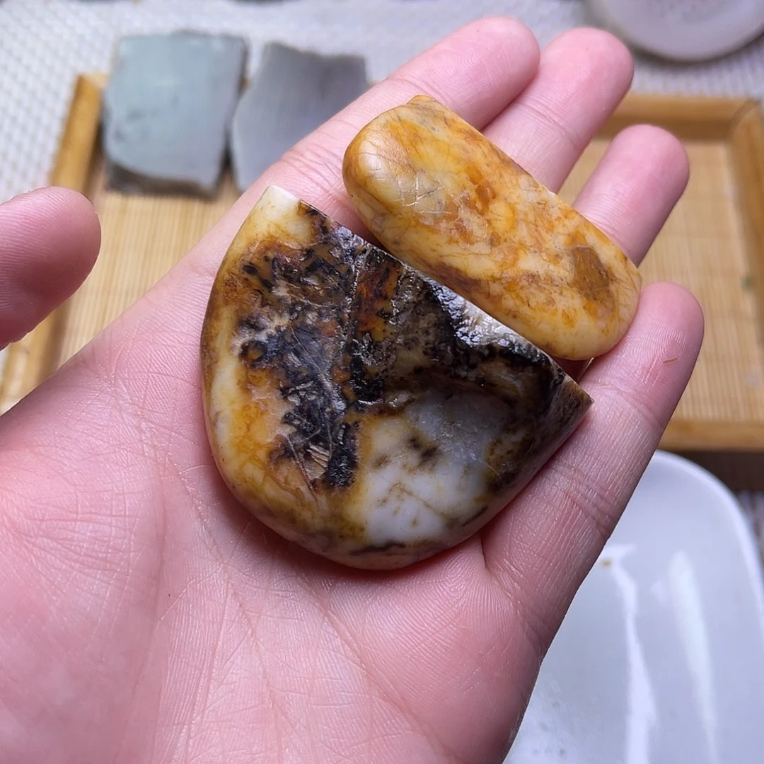 未镶嵌和田玉车挂