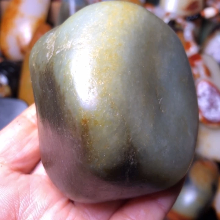 和田玉未镶嵌珠宝奇石