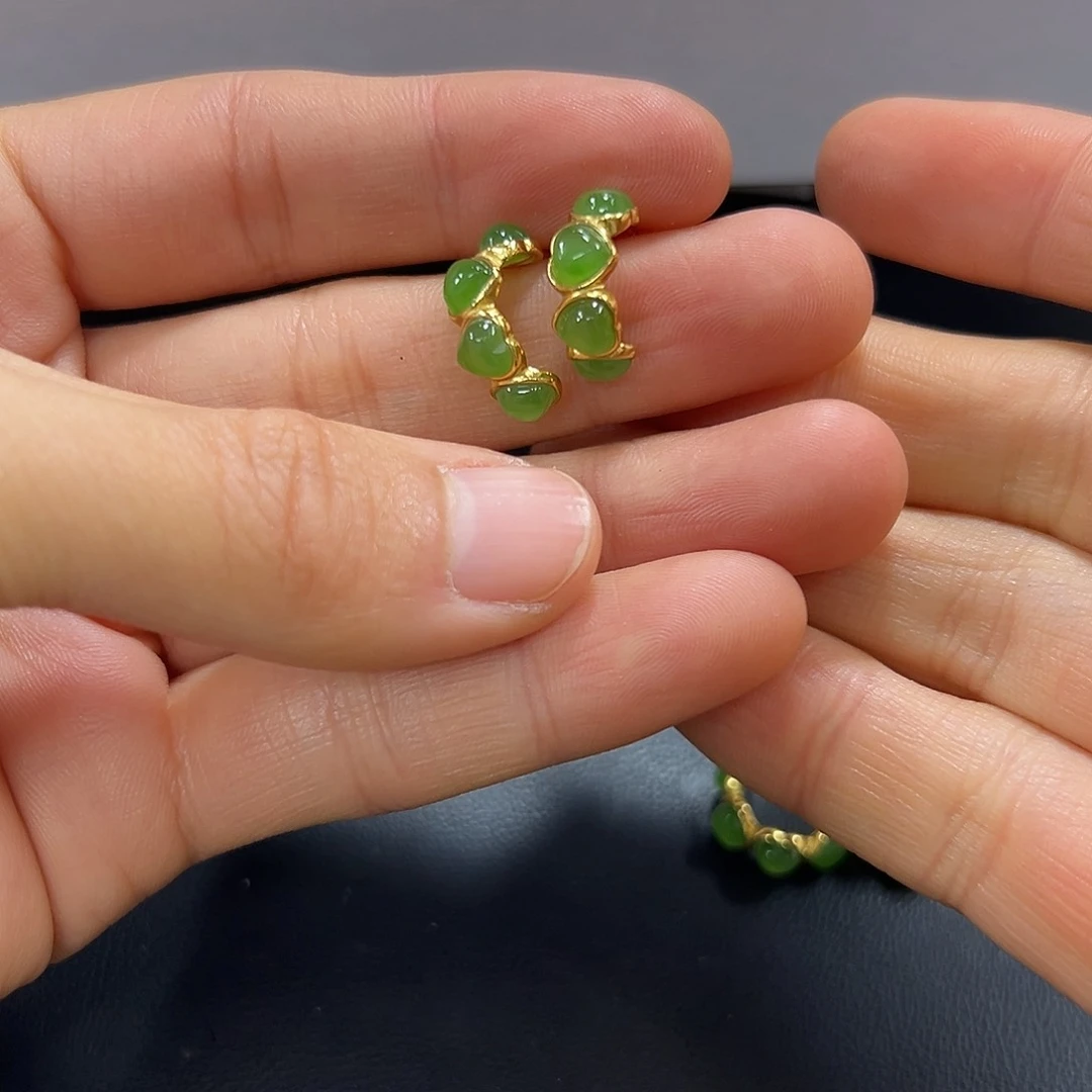 和田玉耳饰颜色多样性发货拍一发一银S925镶嵌元****鸭