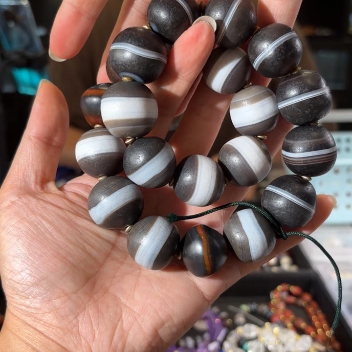 大***哥玛瑙/玉髓未镶嵌颈饰