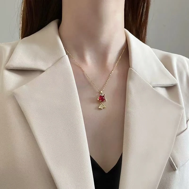 钛钢仿水晶项链 ins简约小熊/小猪/小动物圣诞饰品女
