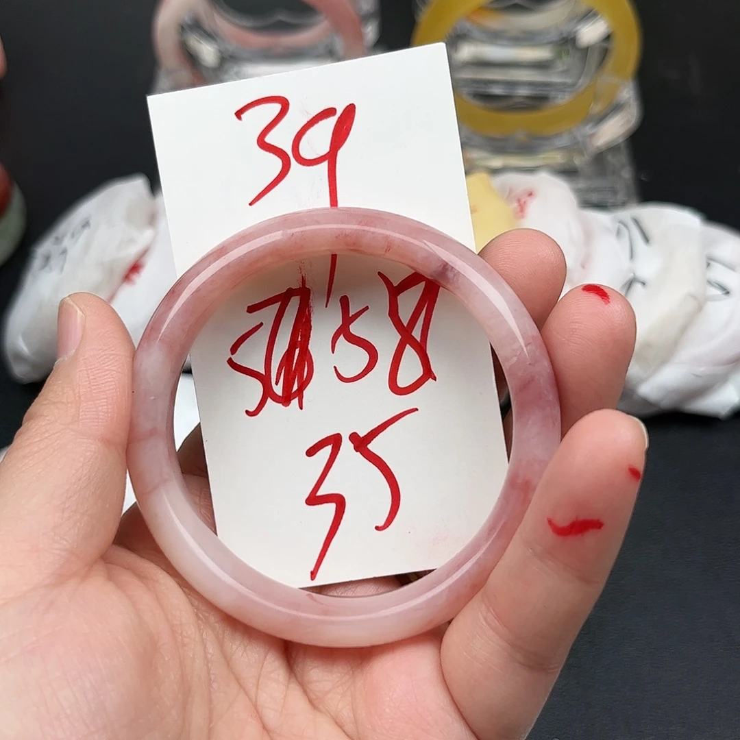 石英质玉未镶嵌手镯39