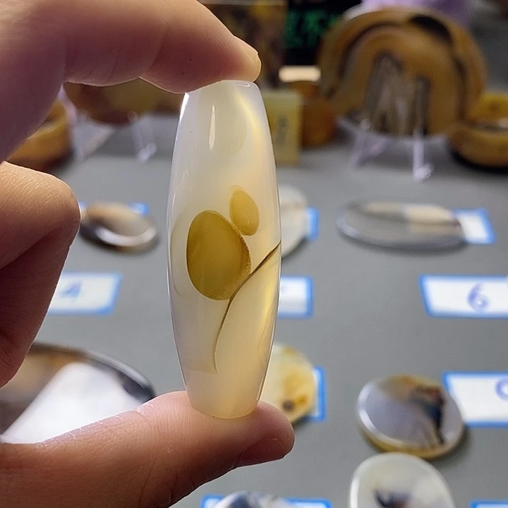 玛瑙/玉髓未镶嵌珠宝半成品79