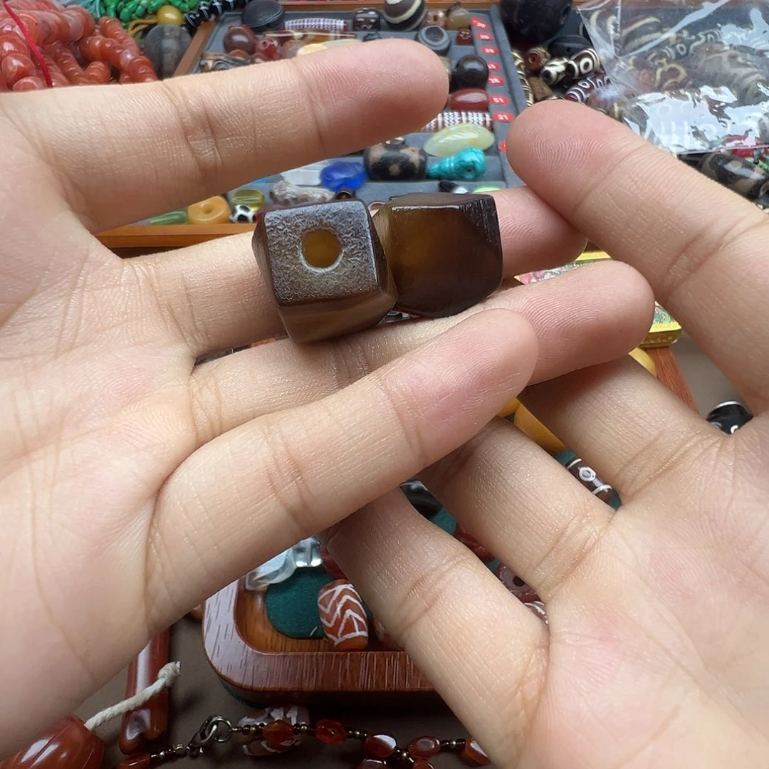 玛瑙/玉髓未镶嵌珠宝半成品