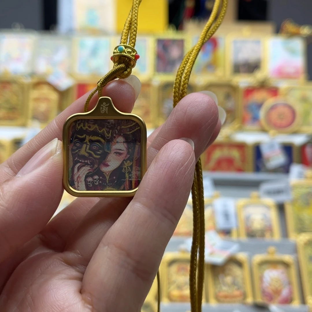 吊坠唐卡的历史悠久的文化