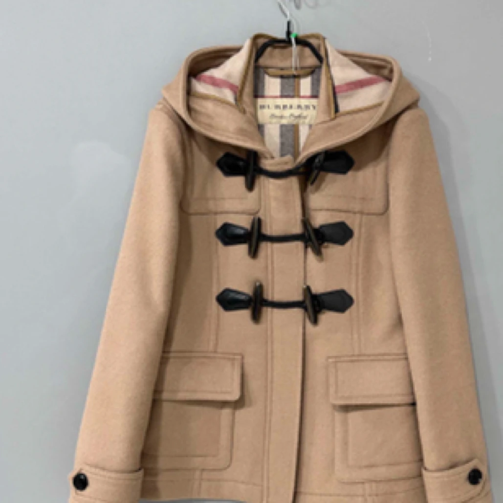 99新 BURBERRY/博柏利 牛角扣外套/UK8码/B01161