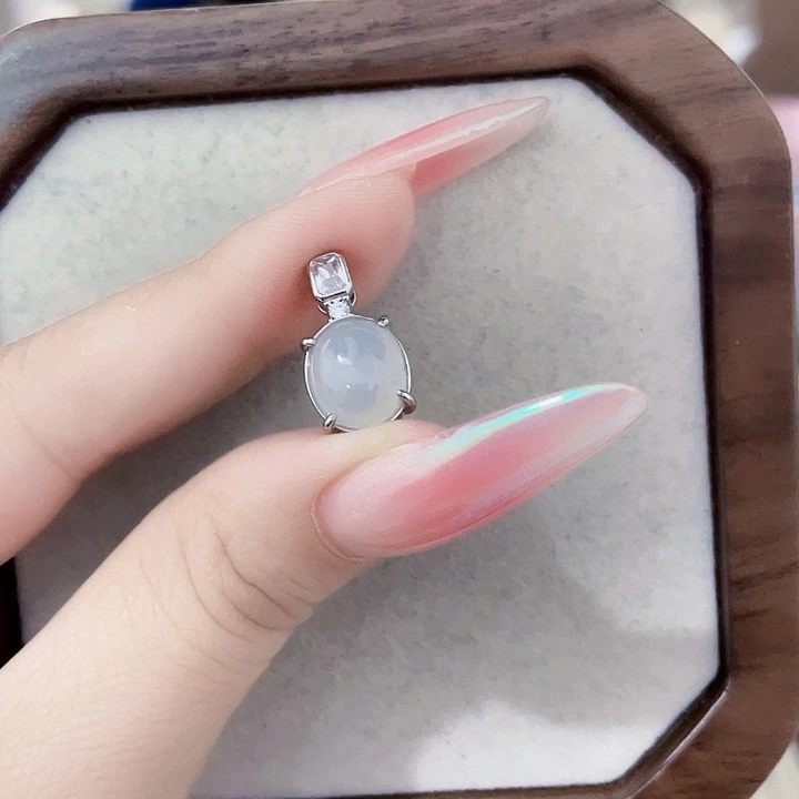 翡翠未镶嵌颈饰天然翡翠Ａ货
