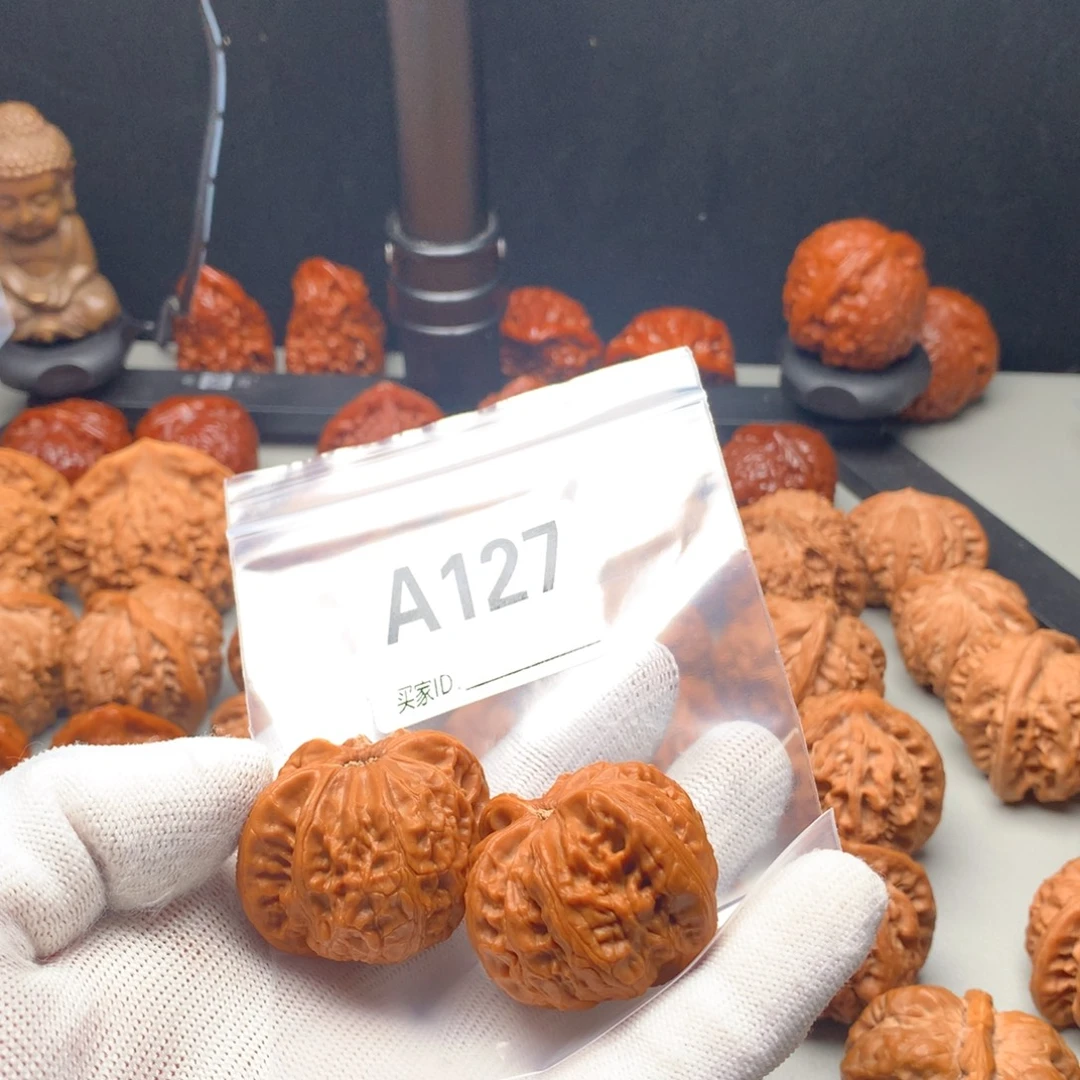 莫***.核桃战鼓狮子头127