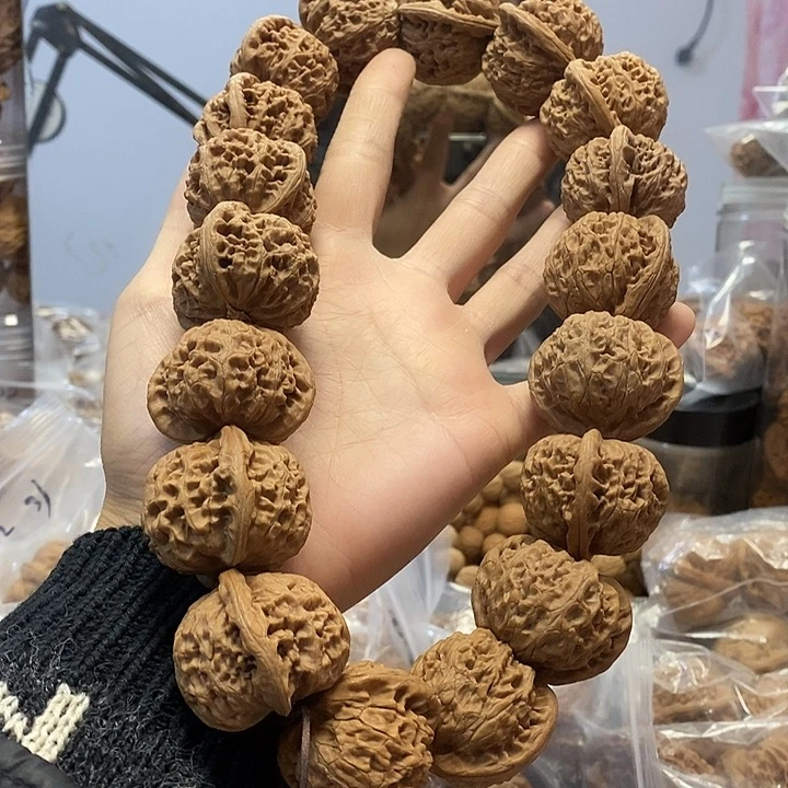 把件文玩核桃37宫灯手持红皮
