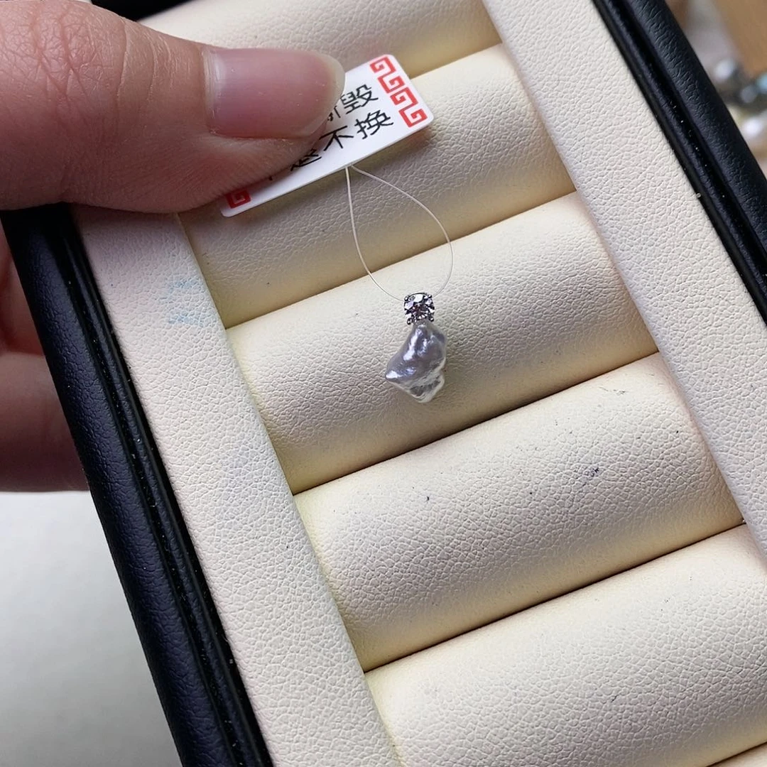 海水珍珠颈饰18K金镶嵌